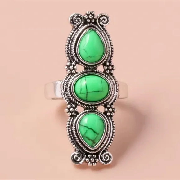 ETHNIC RESIN RING - Picture 2 of 11